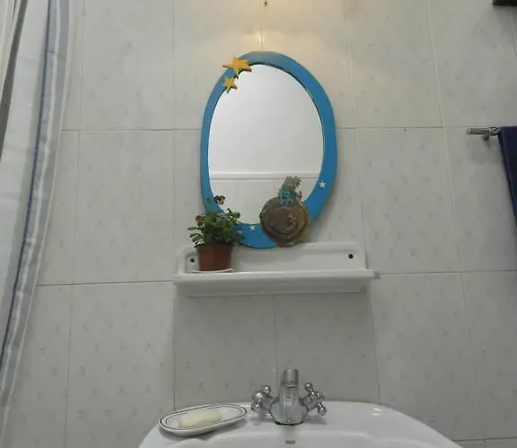 Hostel La Terrera Youth *